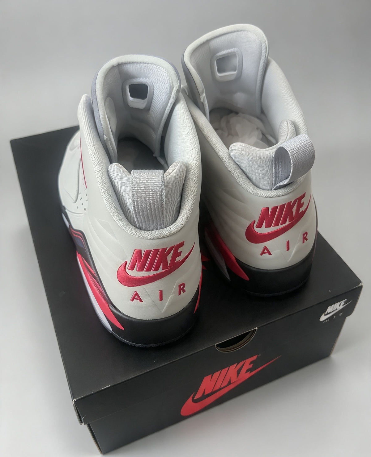 [DEADSTOCK] Jordan MVP "Raptors Home" – Men's Size UK 8 (Brand