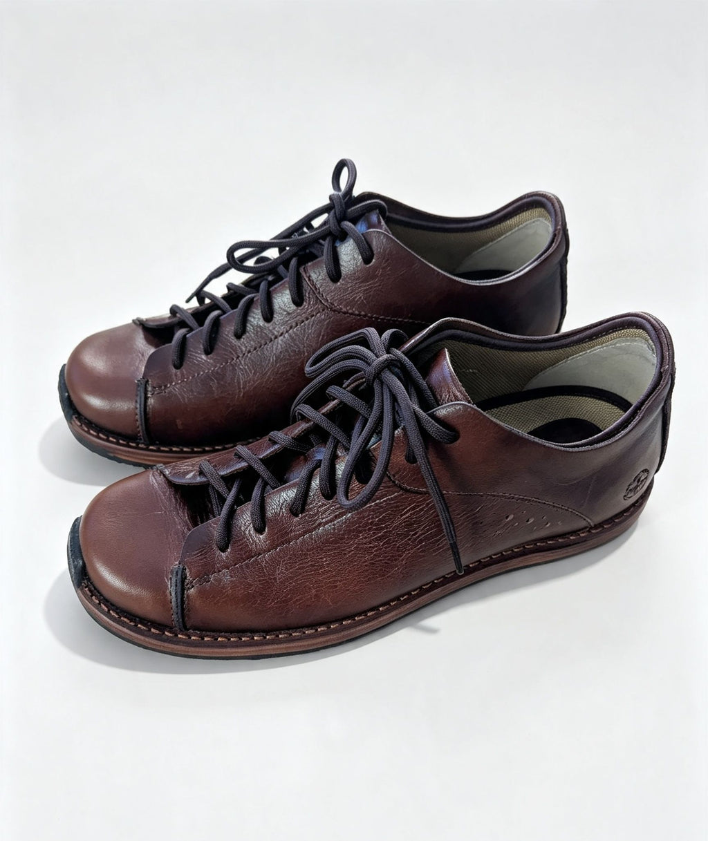 Deadstock Vintage Dr. Martens Max 7-Eye Shoes in Tan - Brand New In Box - UK 9